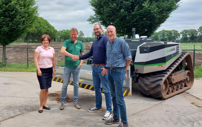 Persfoto contract ondertekening