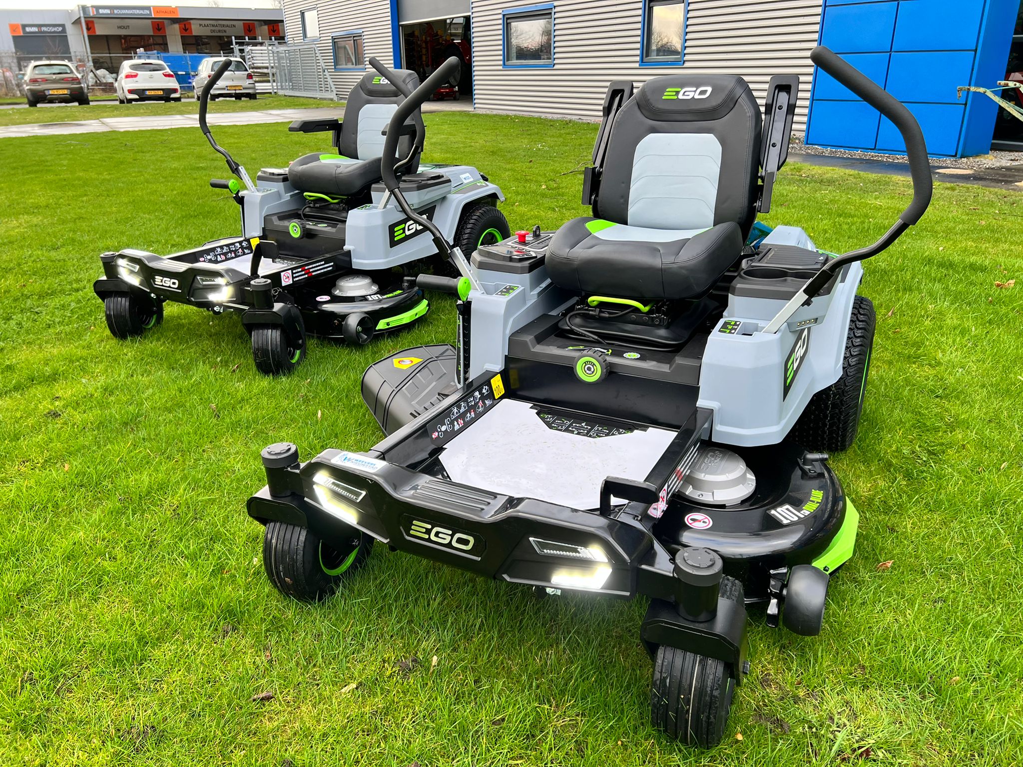 EGO Z6 elektrische grasmaaier