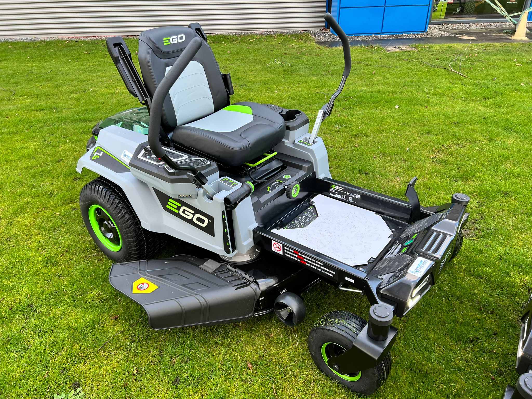 EGO Z6 elektrische grasmaaier