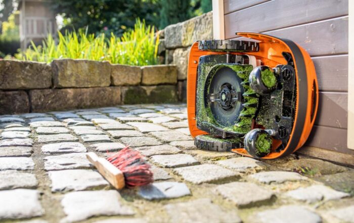 Onderhoud aan STIHL robotmaaier