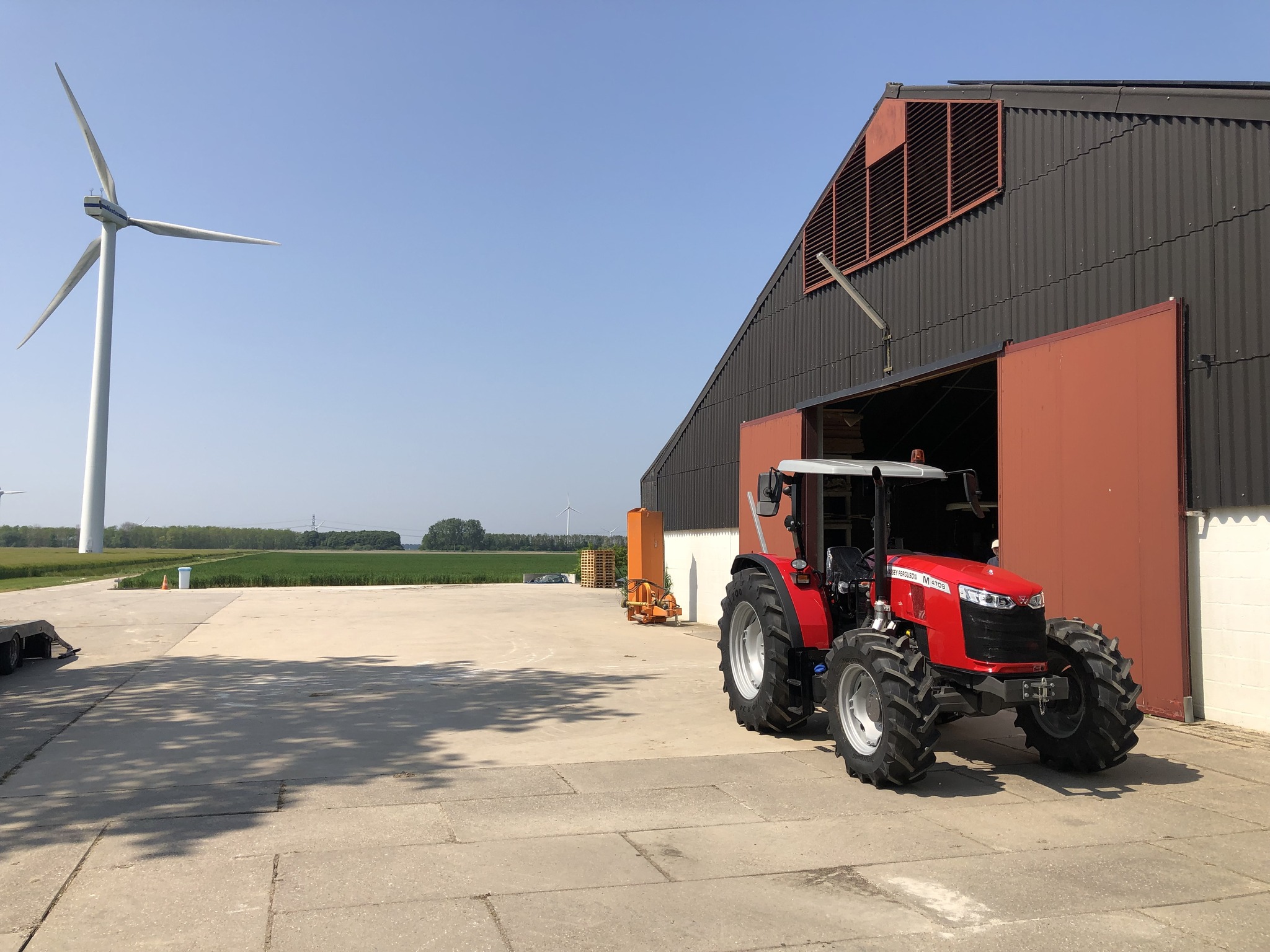 Massey Ferguson 4709 Platform